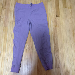 Women's Lululemon Dance Studio Mid-Rise Joggers Size 12 Lavender Lux SKU615